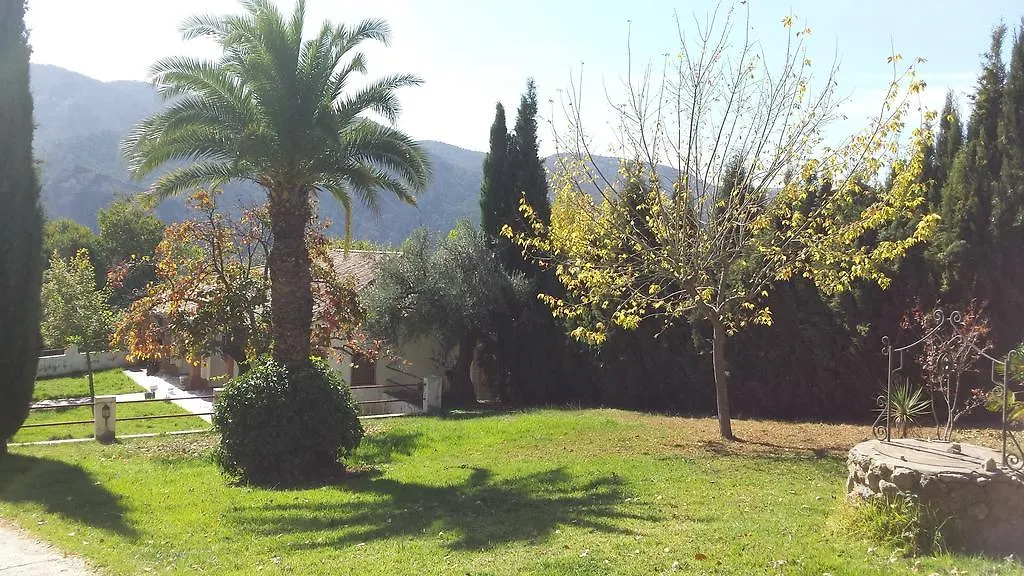 Casa Rural 3. Los Castanuelos Bed & Breakfast Guejar-Sierra