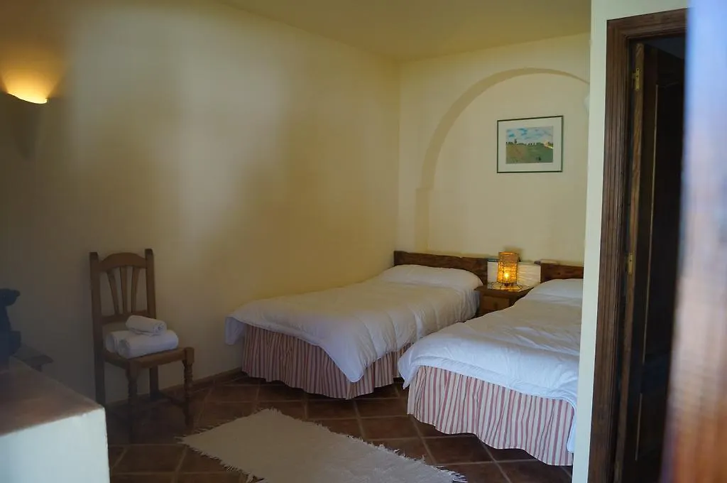 Casa Rural 3. Los Castanuelos Bed and Breakfast Guejar Sierra